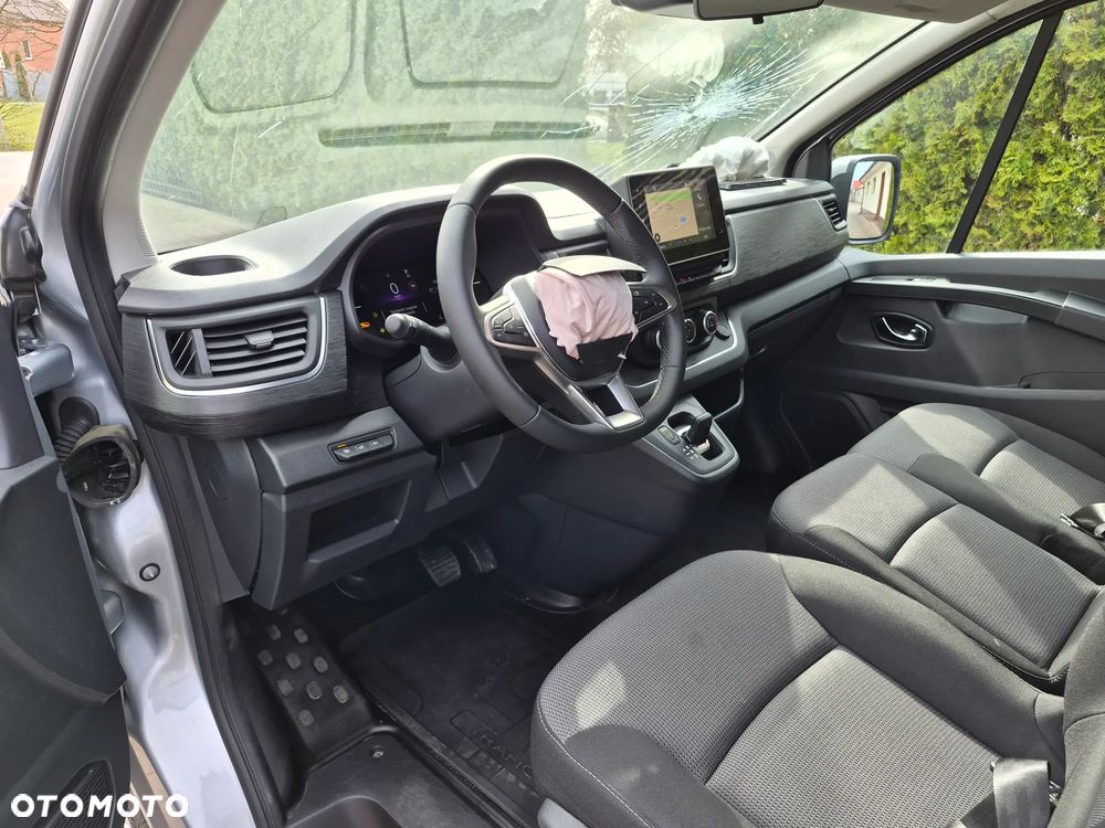 Renault Trafic Grand 2.0 dCi EDC - 7