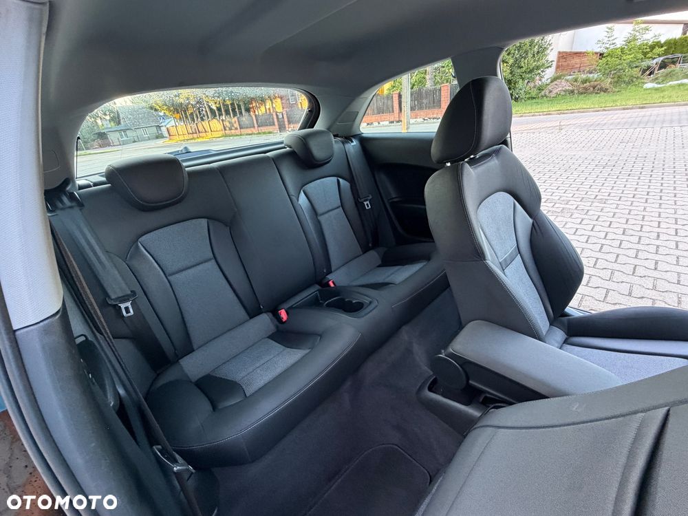 Audi A1 3-drzwiowe 1.6 TDI admired - 20