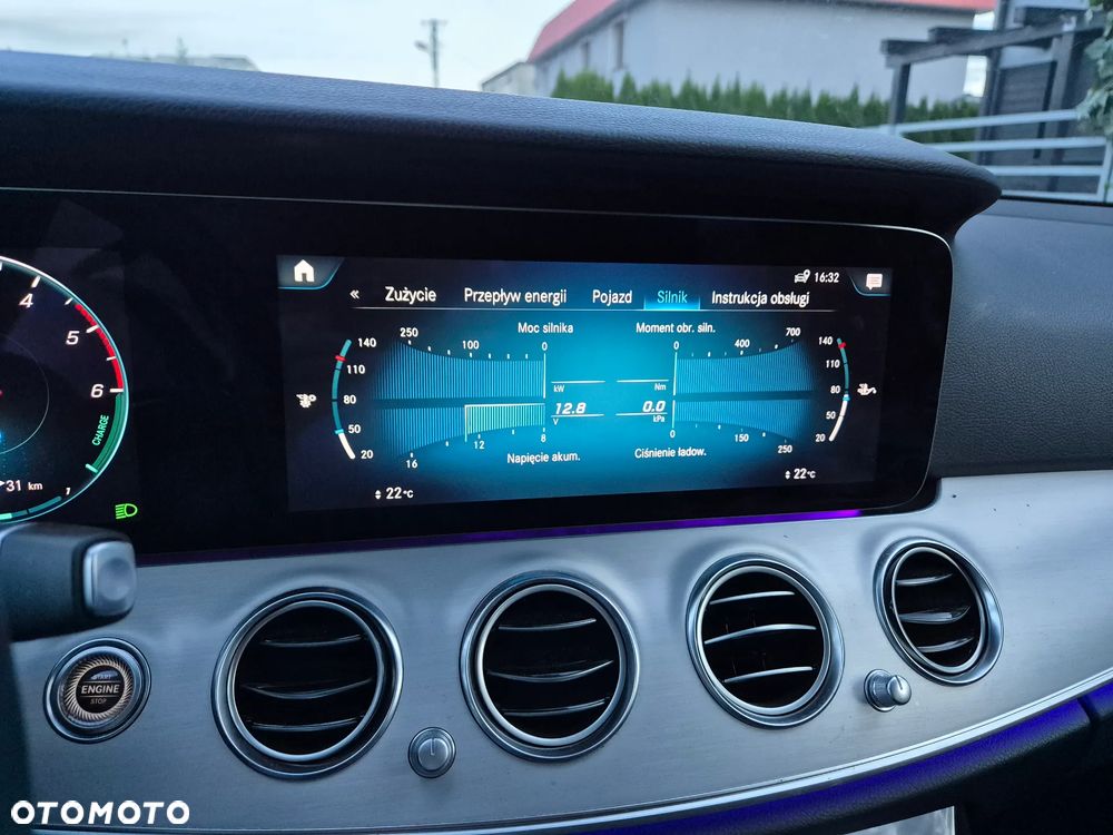 Mercedes-Benz Klasa E 300 de T 9G-TRONIC Avantgarde - 13