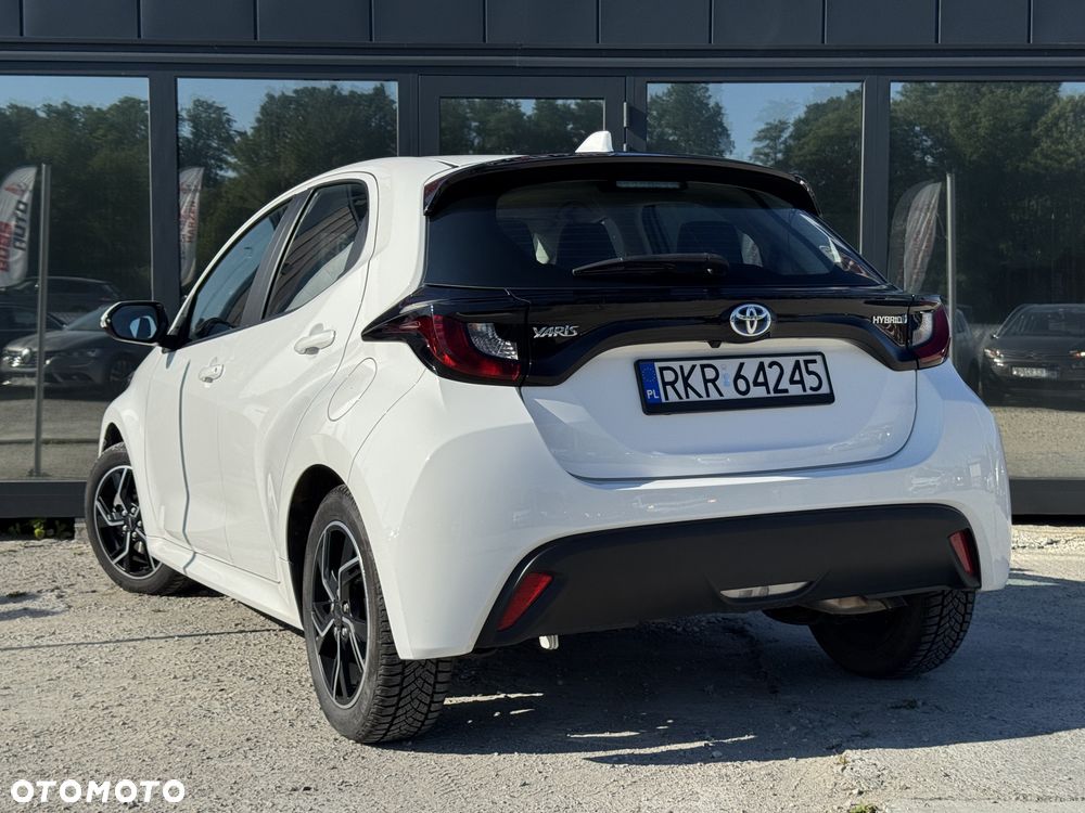 Toyota Yaris - 5