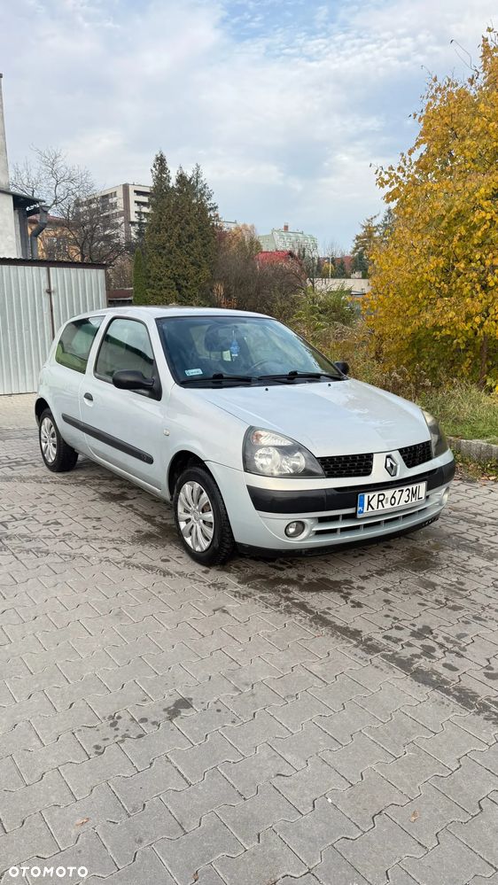 Renault Clio - 1