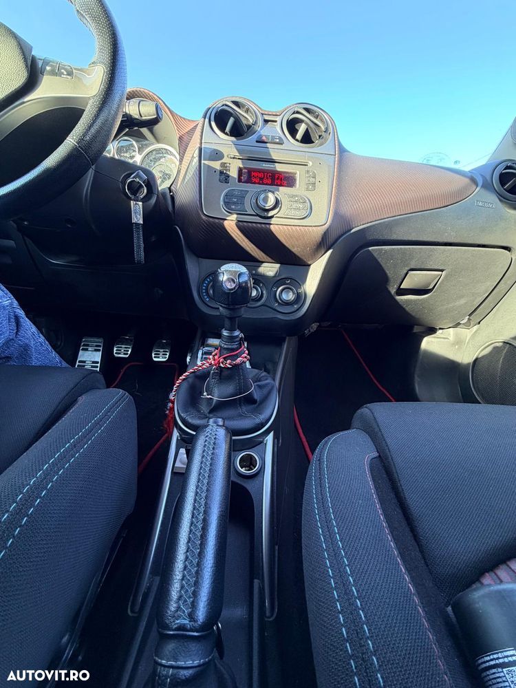 Alfa Romeo Mito 1.6 MJet Distinctive - 13