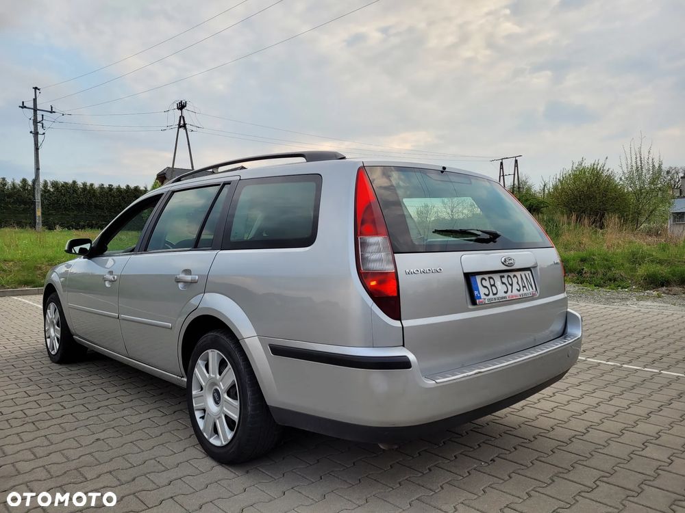 Ford Mondeo 2.0 TDCi Ambiente - 4