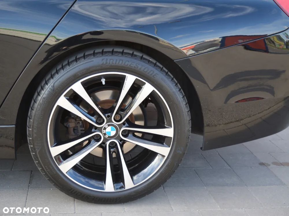 BMW Seria 3 318i Sport Line Shadow - 7