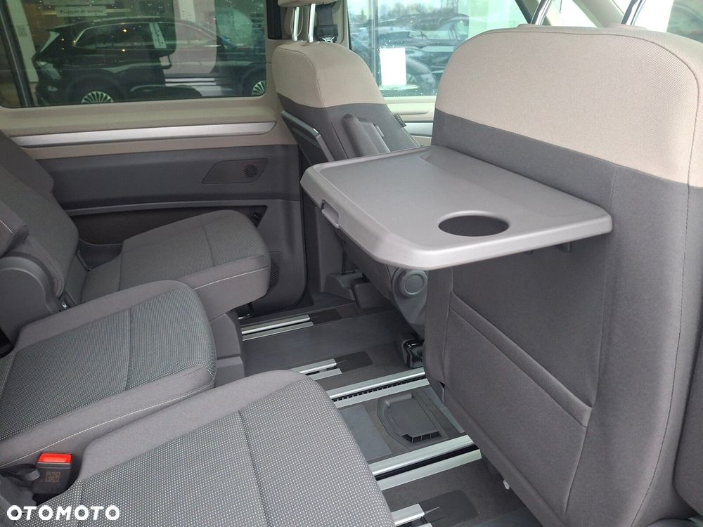 Volkswagen Multivan - 29