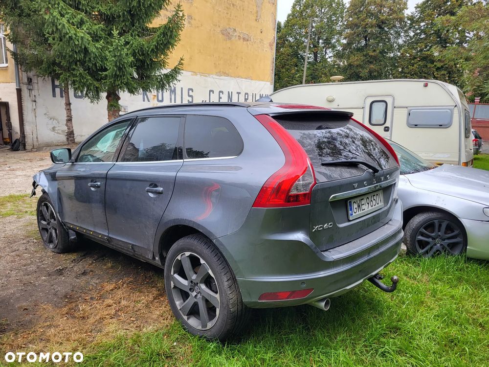 Volvo XC 60 D3 Drive-E Momentum - 5