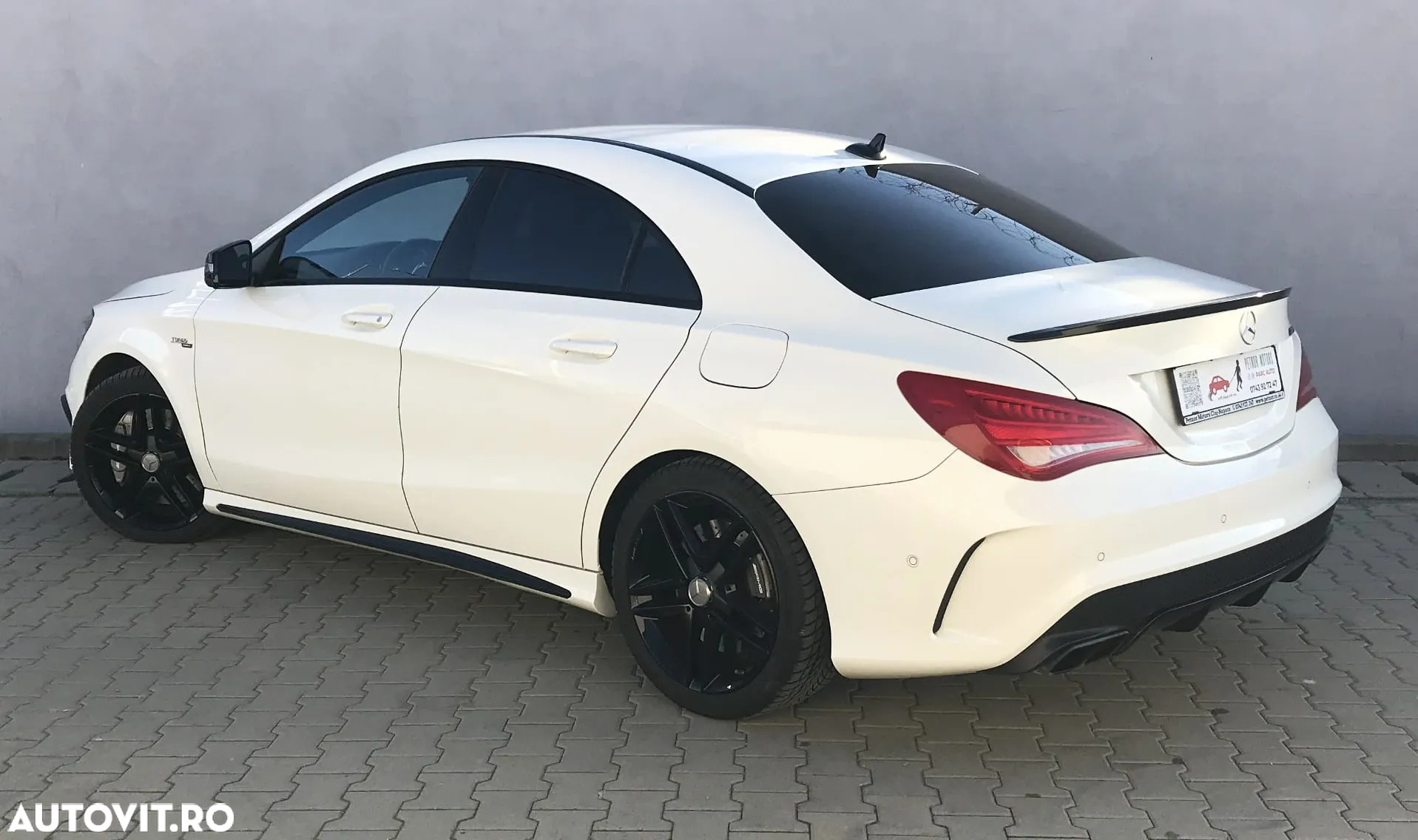 Mercedes-Benz CLA AMG 45 4Matic 7G-DCT - 4