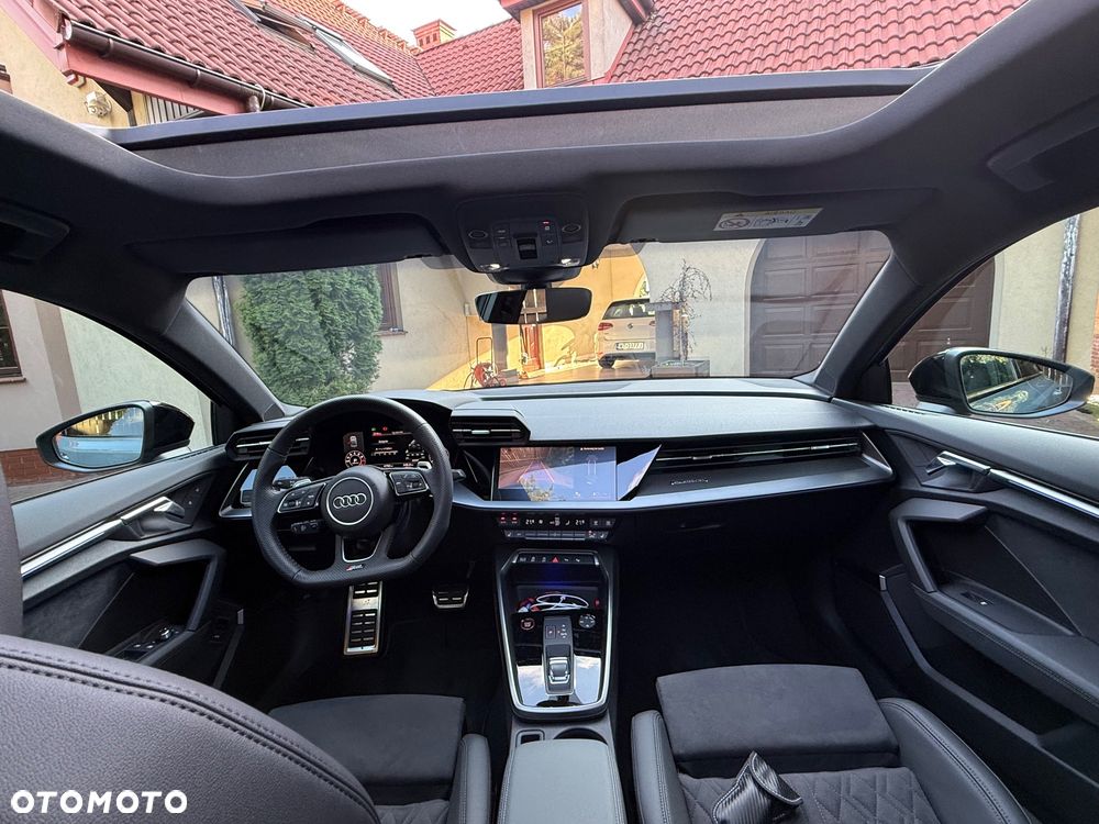Audi RS3 Limousine - 17