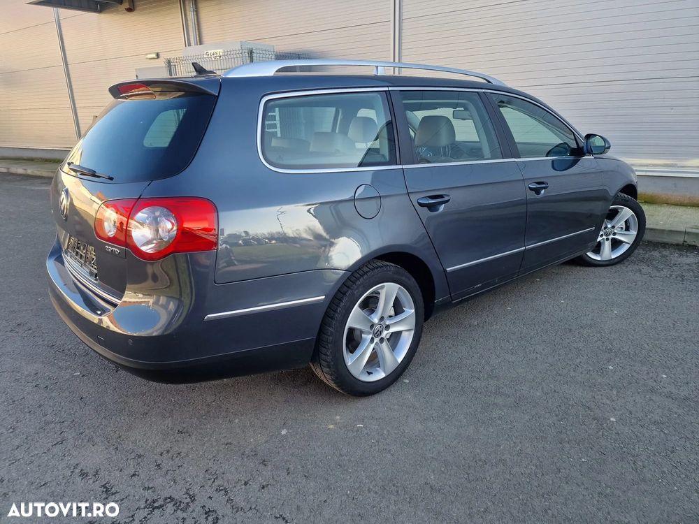 Volkswagen Passat 2.0 TDI DPF Highline - 33