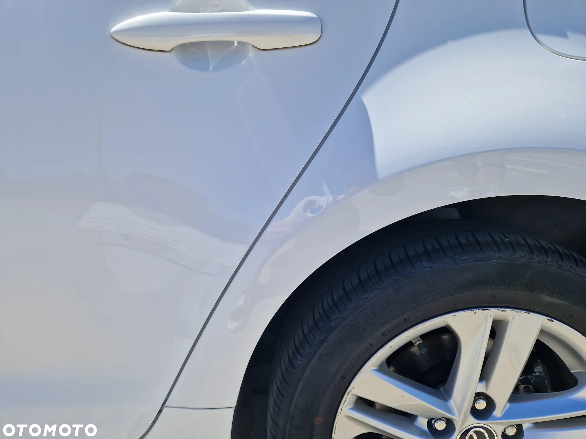 Toyota Corolla 1.8 Hybrid Comfort - 14