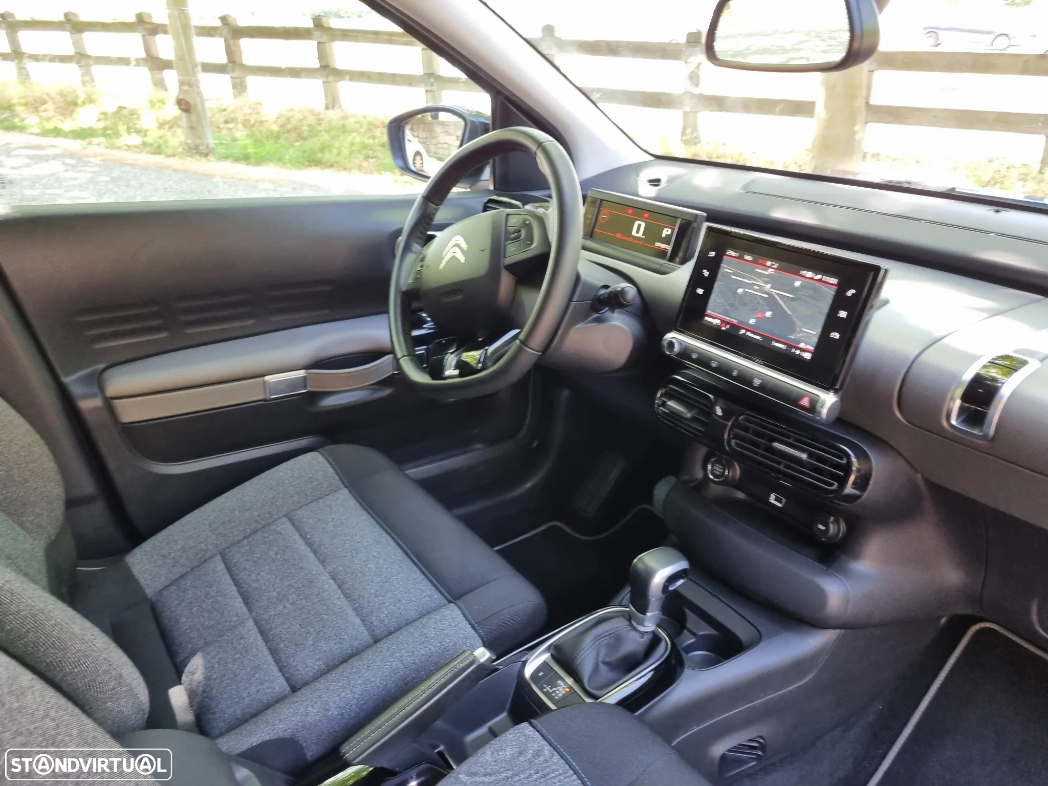 Citroën C4 Cactus PureTech 110 Stop&Start EAT6 Shine - 24