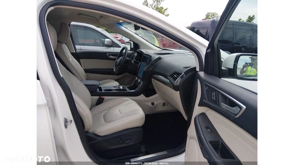 Ford Edge - 9