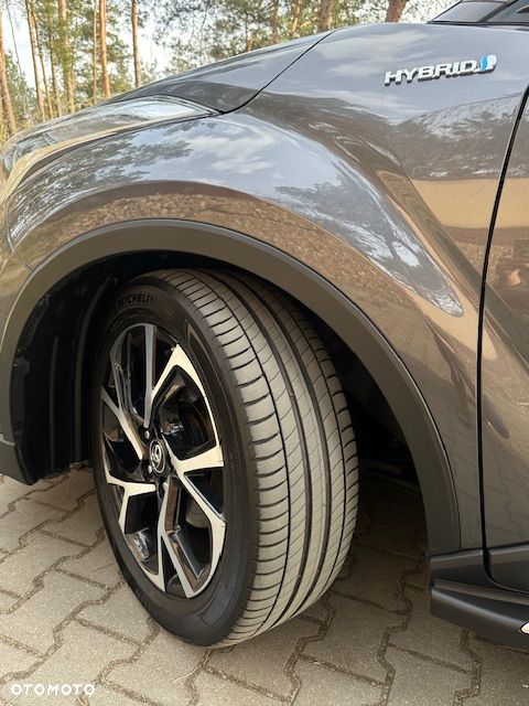 Toyota C-HR Lounge - 21