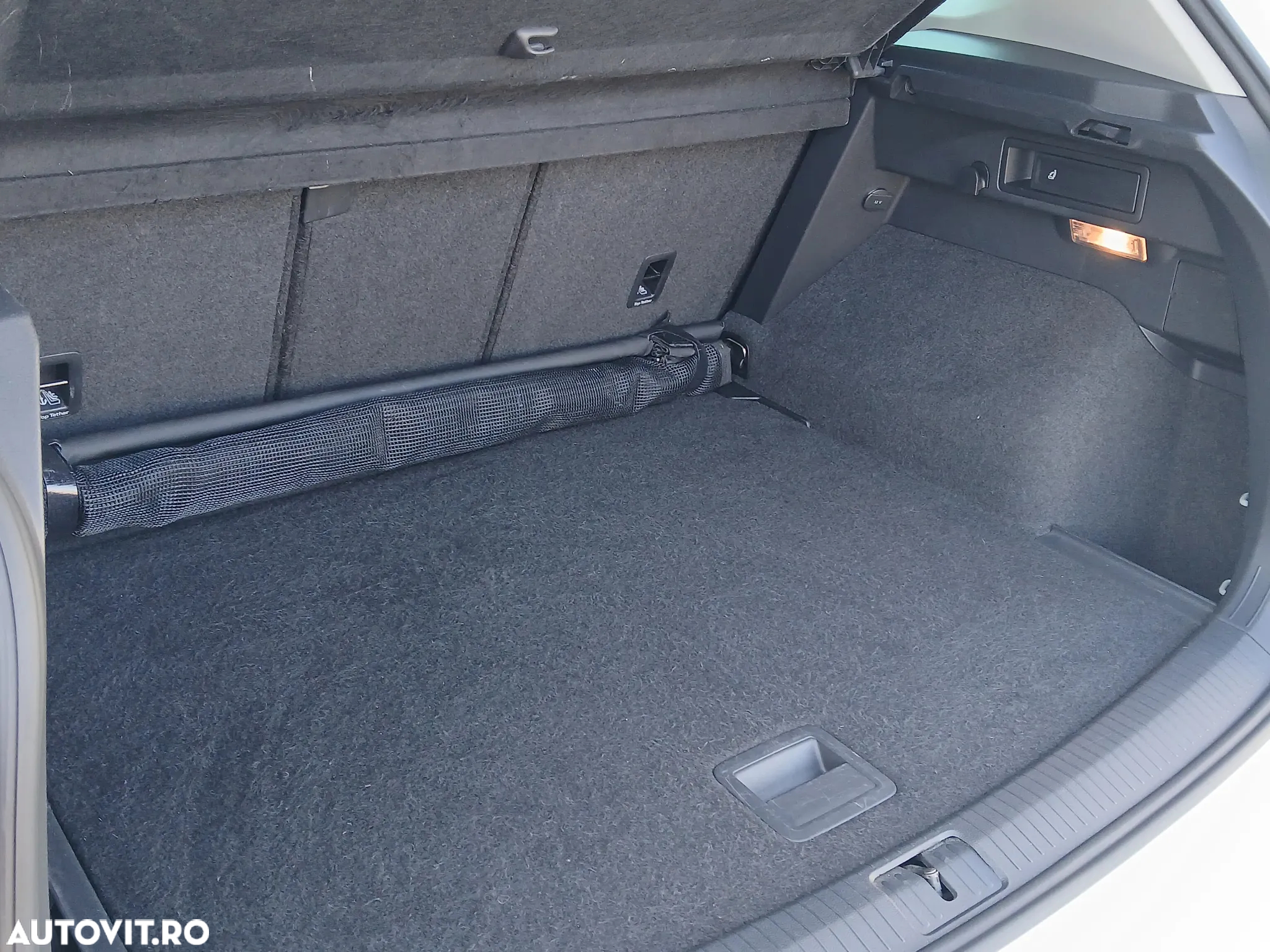 Volkswagen Tiguan - 30