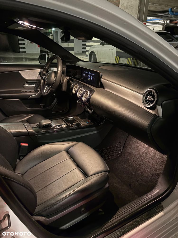 Mercedes-Benz Klasa A 220 4Matic 7G-DCT - 12
