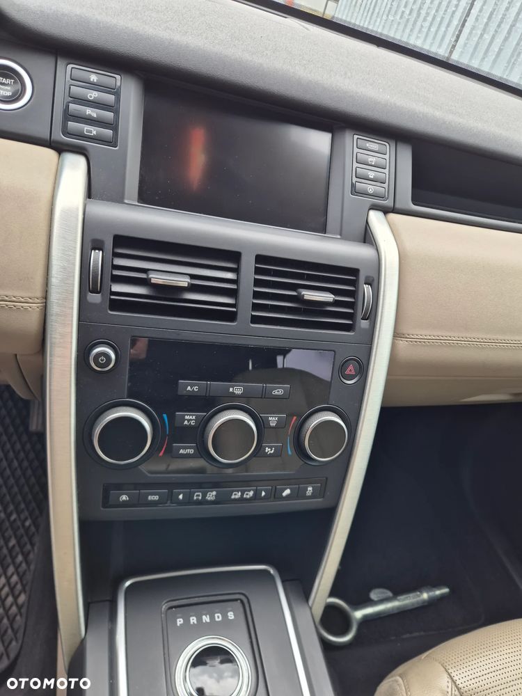Land Rover Discovery Sport TD4 HSE - 10