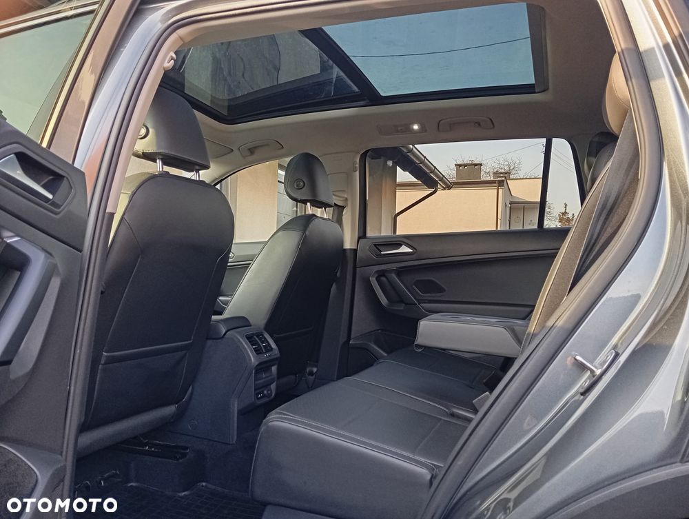 Volkswagen Tiguan Allspace - 19