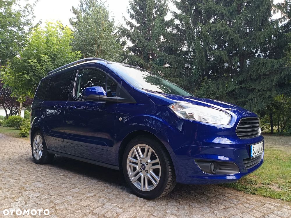 Ford Tourneo Courier 1.0 EcoBoost S&S Titanium - 29