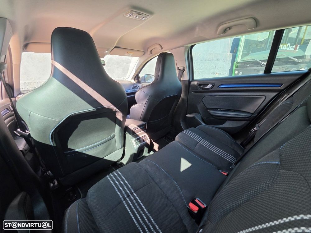 Renault Mégane Sport Tourer 1.5 dCi GT Line SS - 13