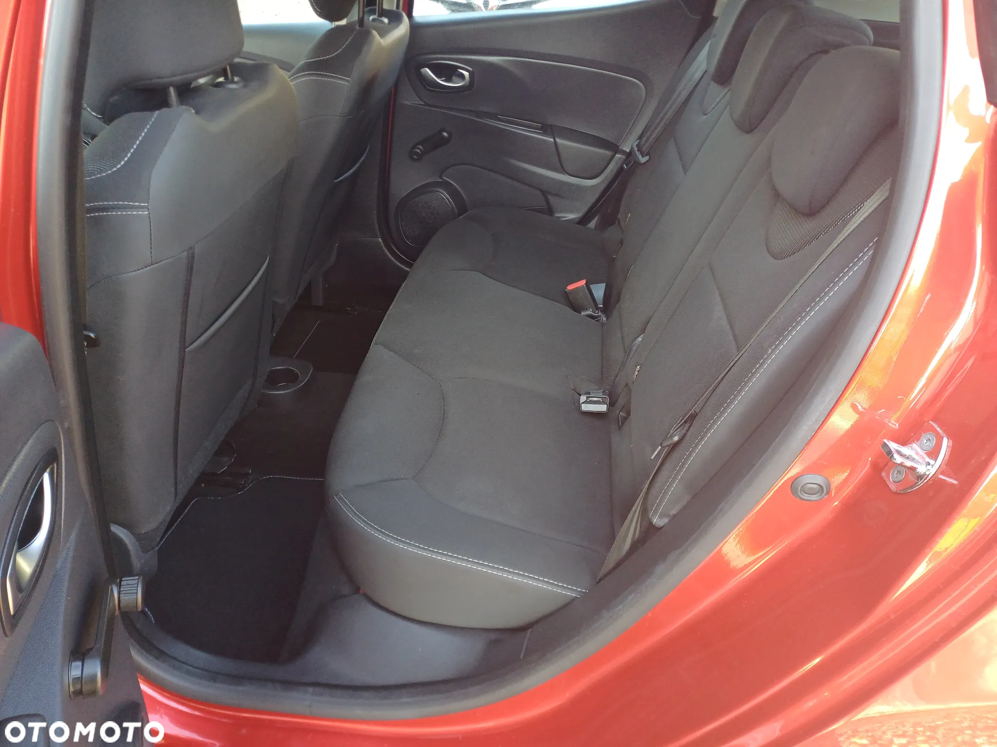 Renault Clio TCe 90 BUSINESS EDITION - 13