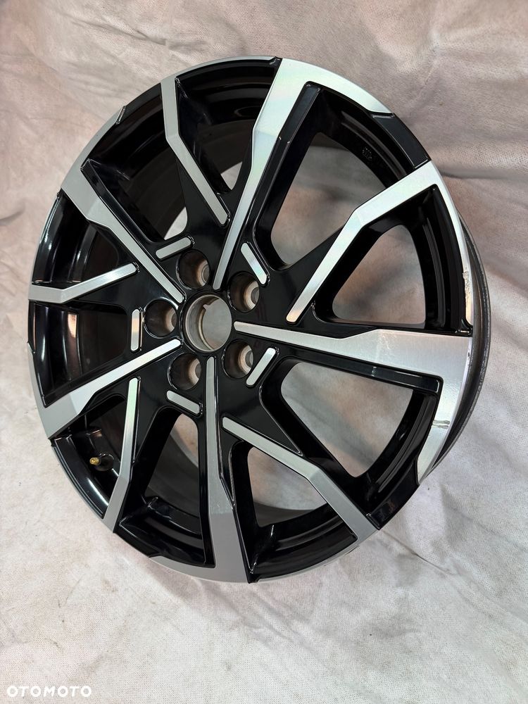 FELGA TOYOTA PRIUS 5 PIUG-N HYBRYDA 6,5x19 ET40 5x114,3 - 3