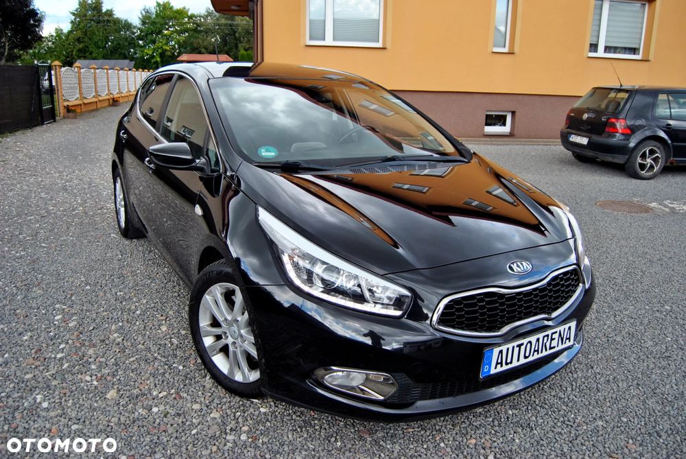 Kia Ceed 1.6 GDI Platinum Edition - 19