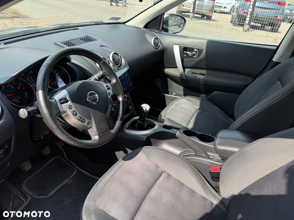 Nissan Qashqai - 16