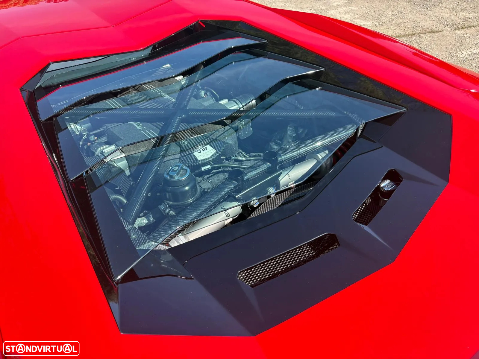 Lamborghini Aventador 6.5 V12 LP740-4 S - 30