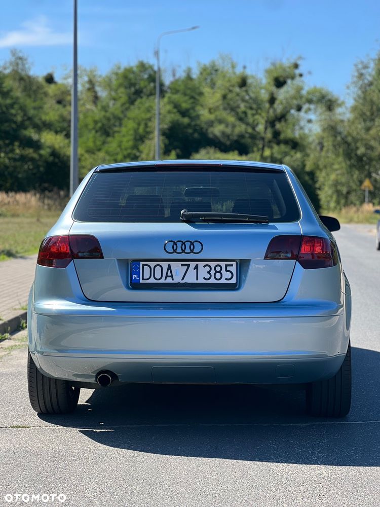 Audi A3 Sportback - 3