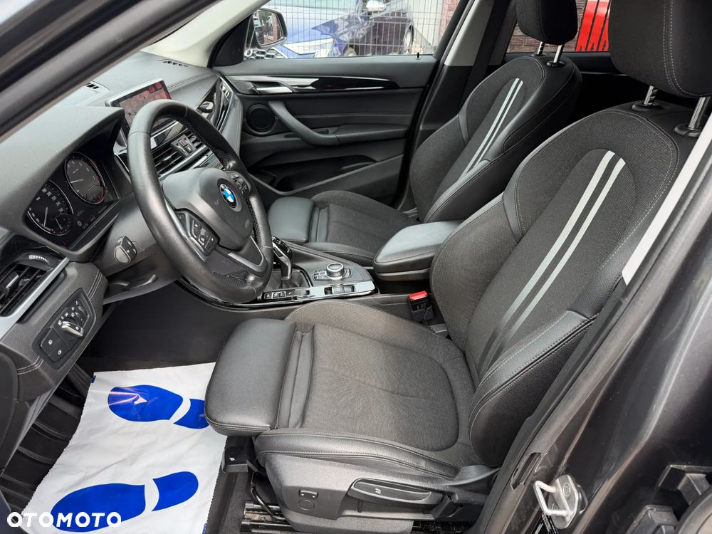 BMW X1 sDrive18i Sport Line - 10