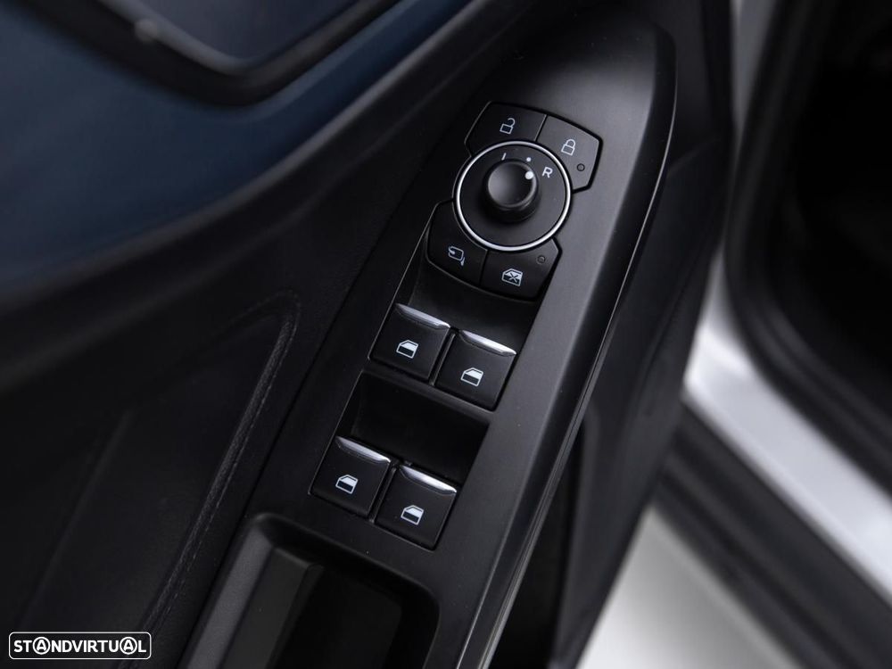 Ford Focus SW 1.5 TDCi EcoBlue Active - 13