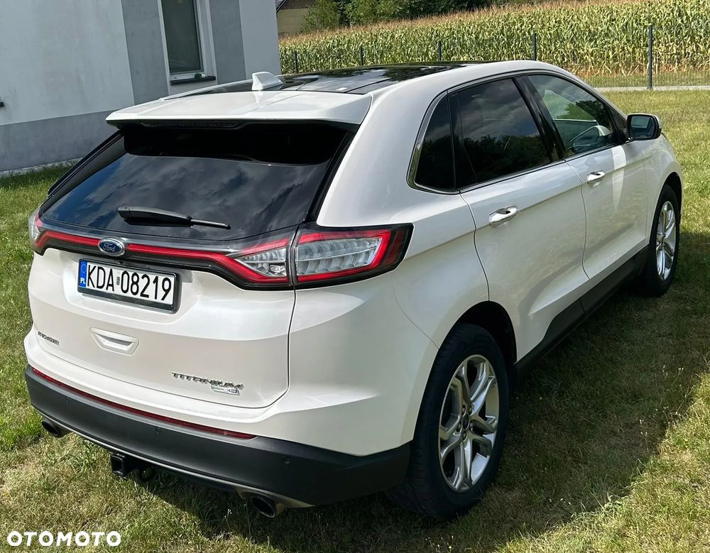 Ford Edge - 8