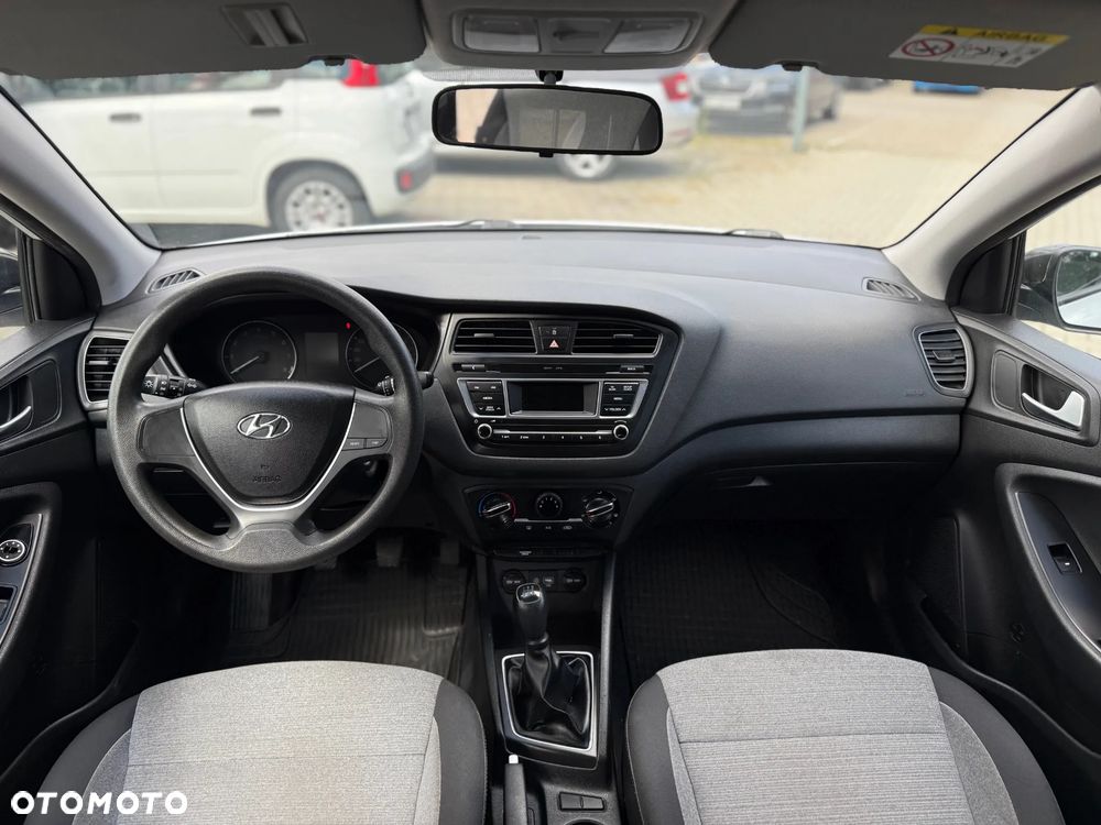 Hyundai i20 - 8