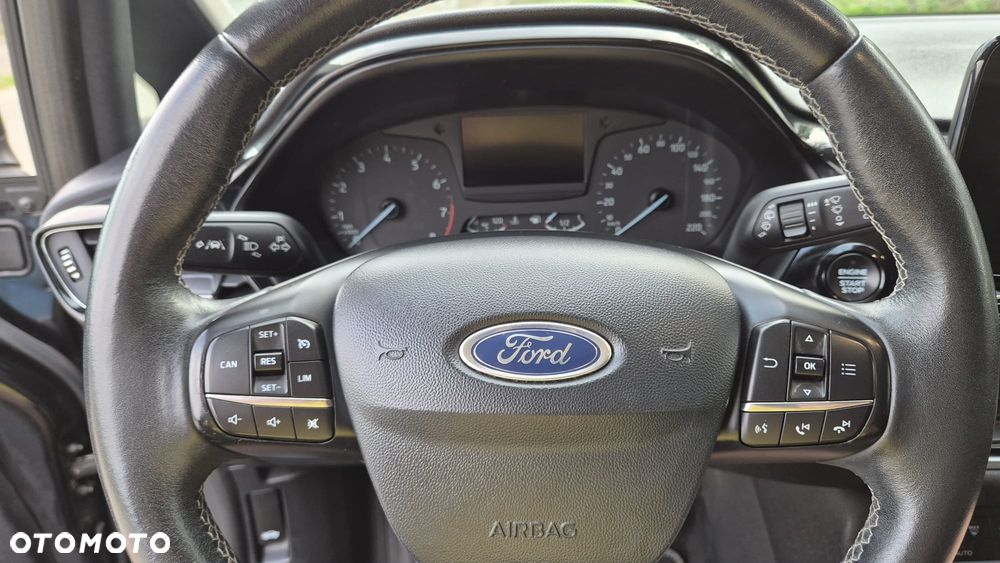Ford Fiesta 1.0 EcoBoost S&S TITANIUM - 24
