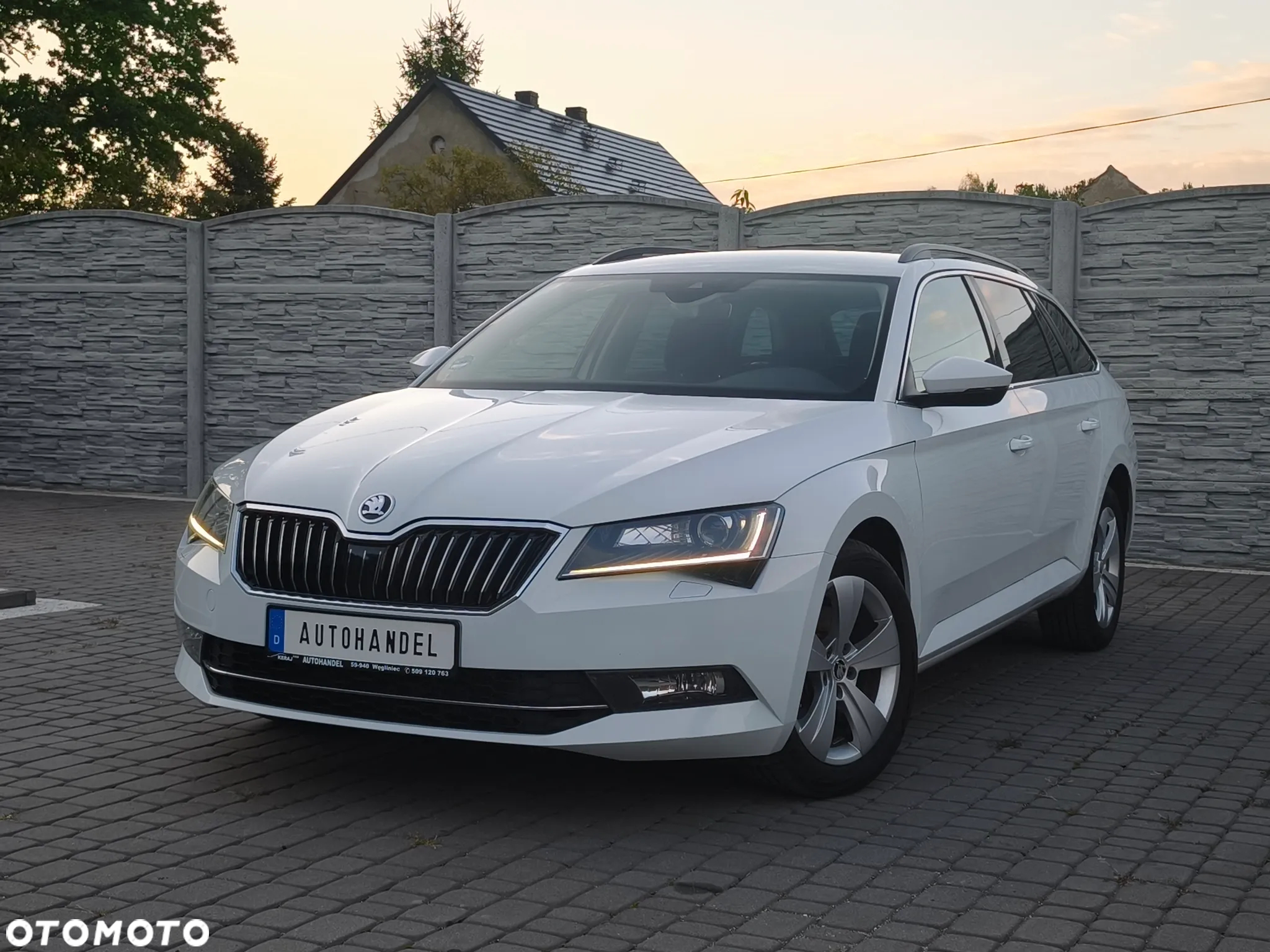 Skoda Superb 2.0 TDI 4x4 DSG Ambition - 3