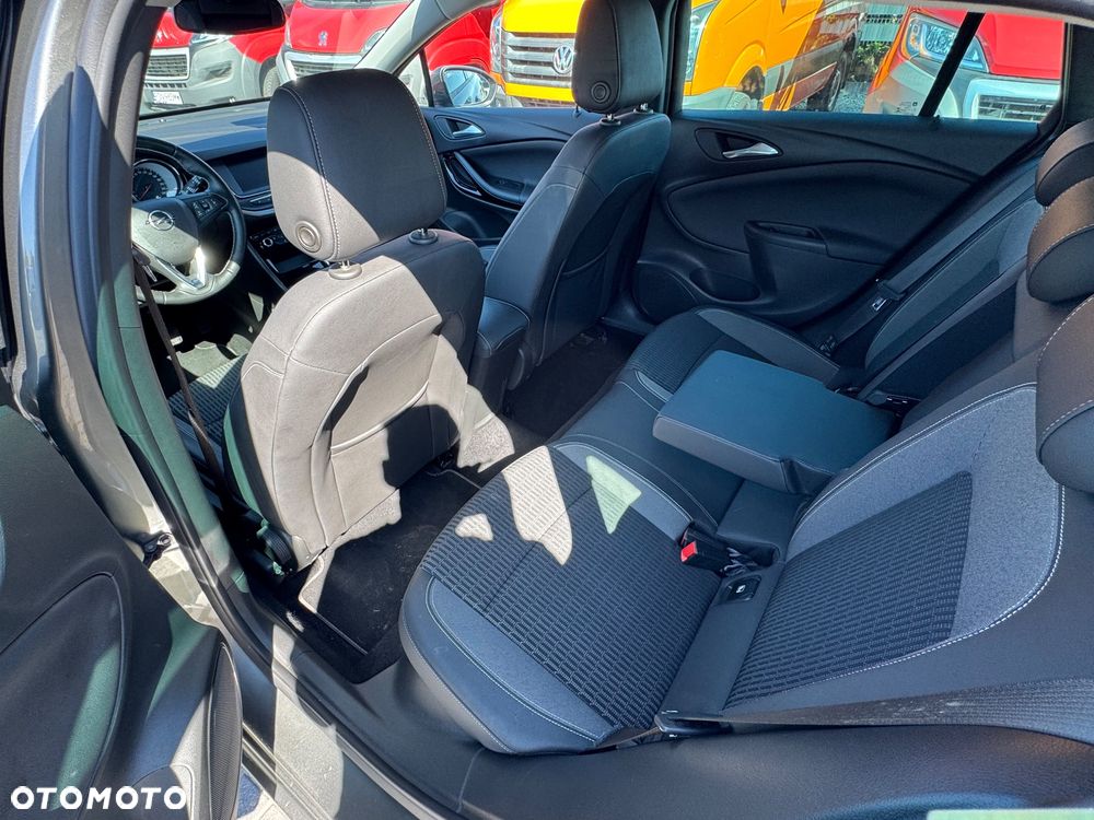Opel Astra 1.2 Turbo Business Elegance - 30