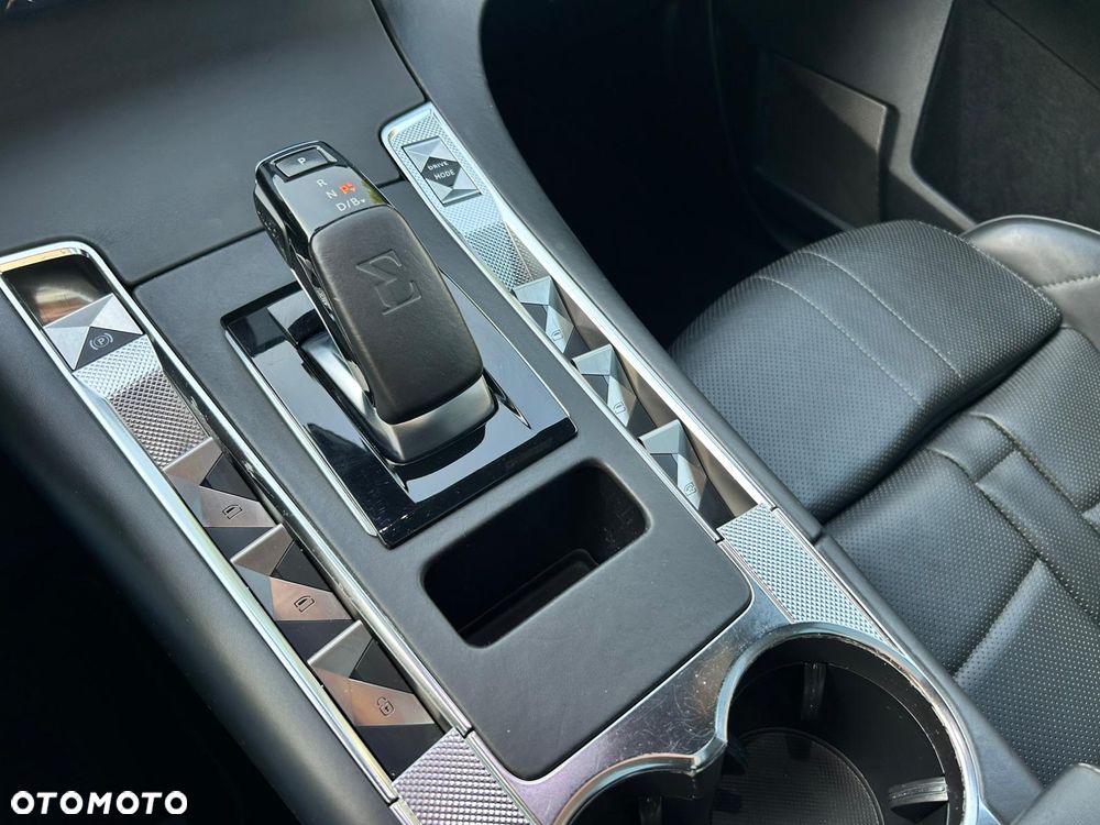 DS Automobiles DS 7 Crossback - 18