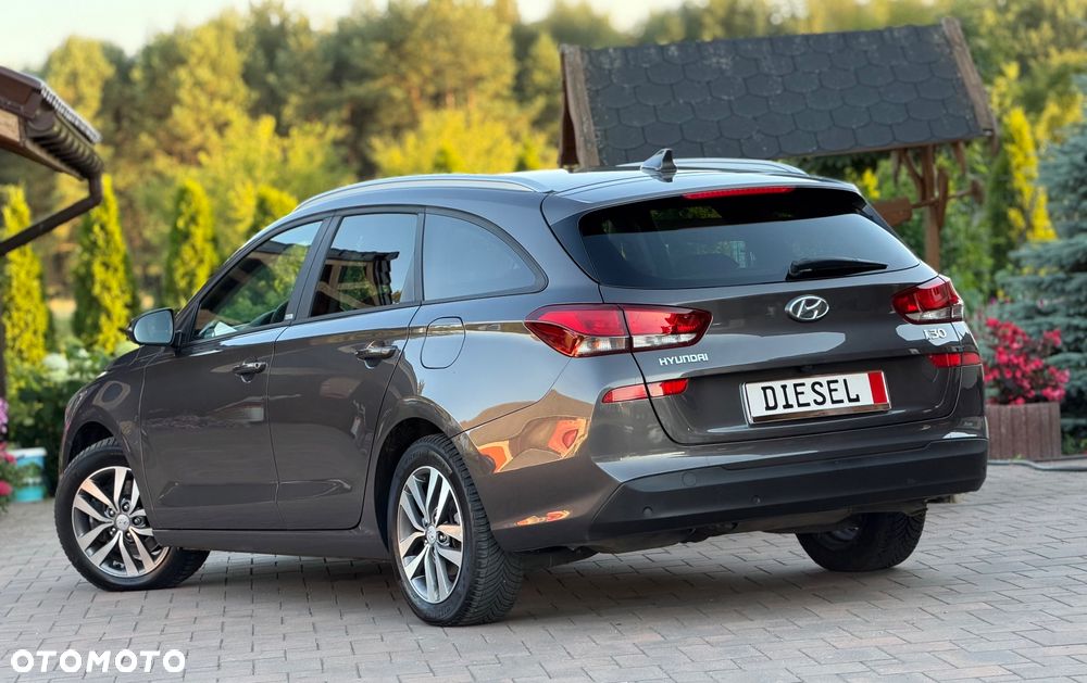 Hyundai i30 1.6 D Comfort - 21