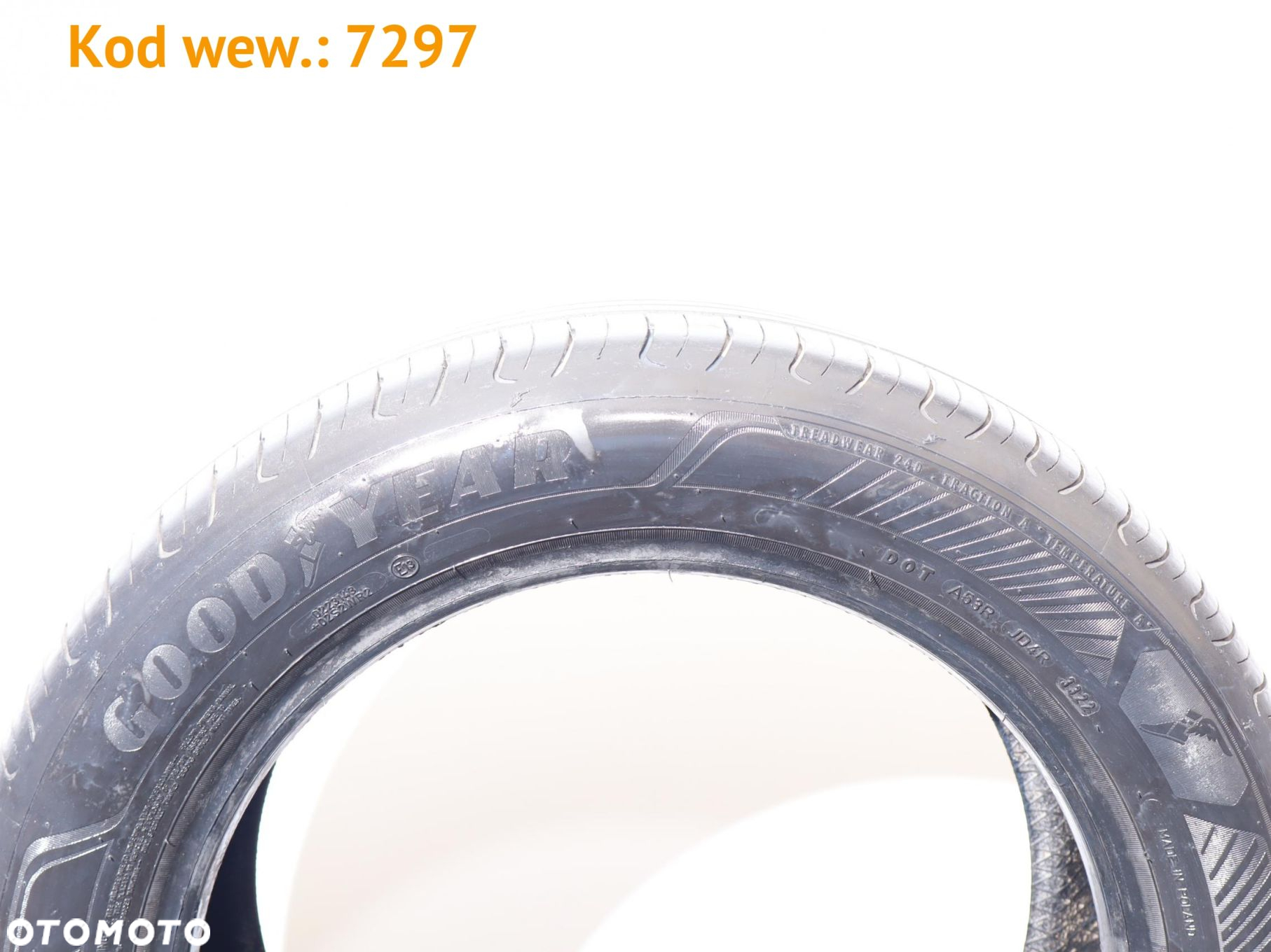 Goodyear Efficientgrip Performance 2 - 215/55 R17 - 4