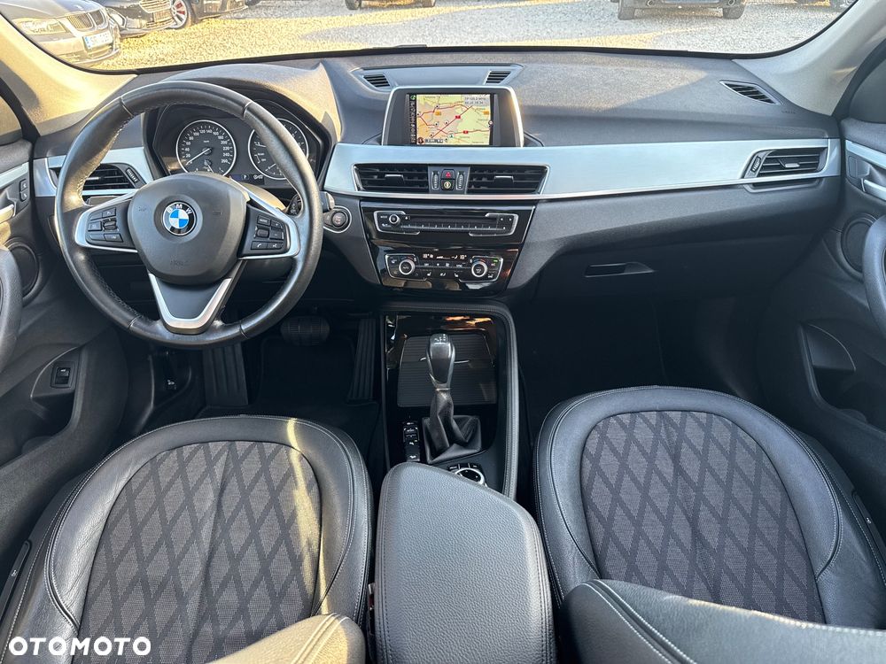 BMW X1 xDrive25i xLine sport - 4