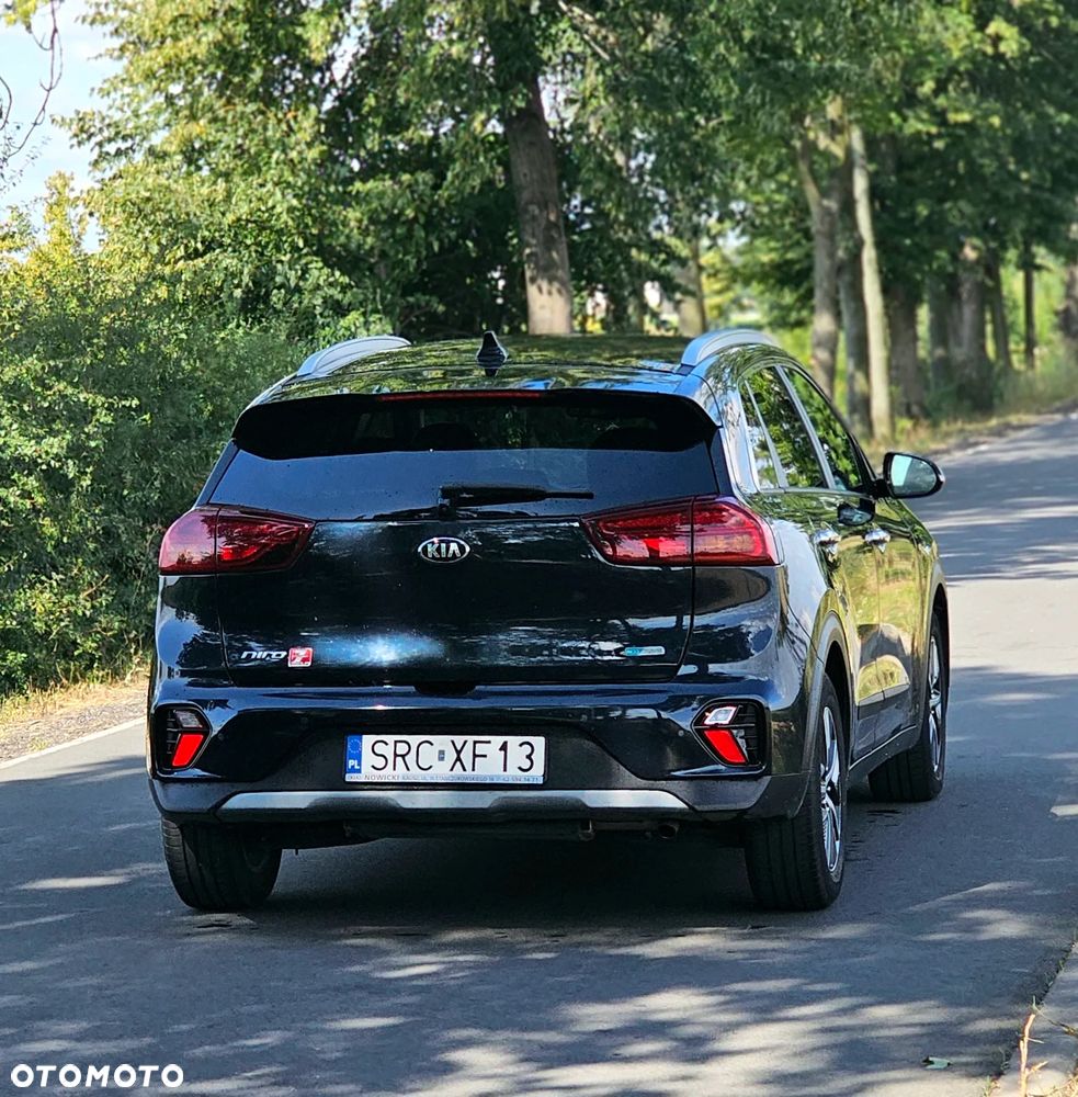 Kia Niro 1.6 GDI Hybrid L Business Line - 4