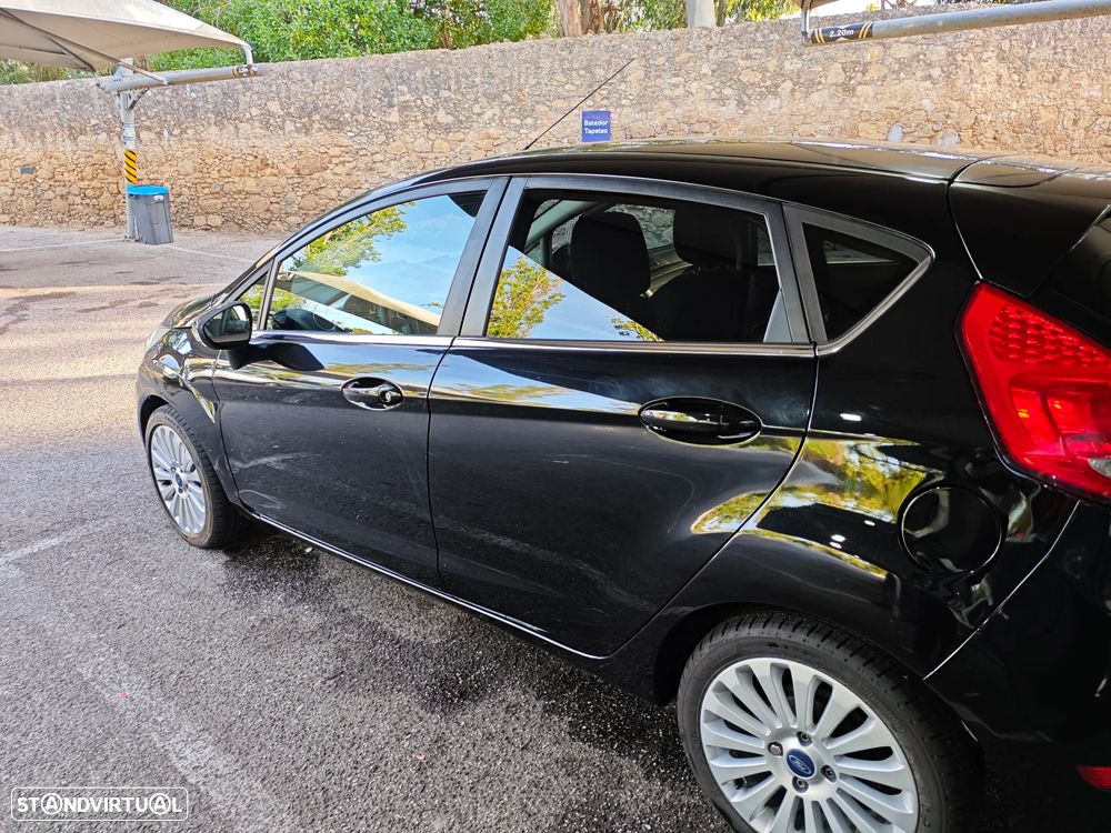 Ford Fiesta 1.6 TDCI Titanium - 17