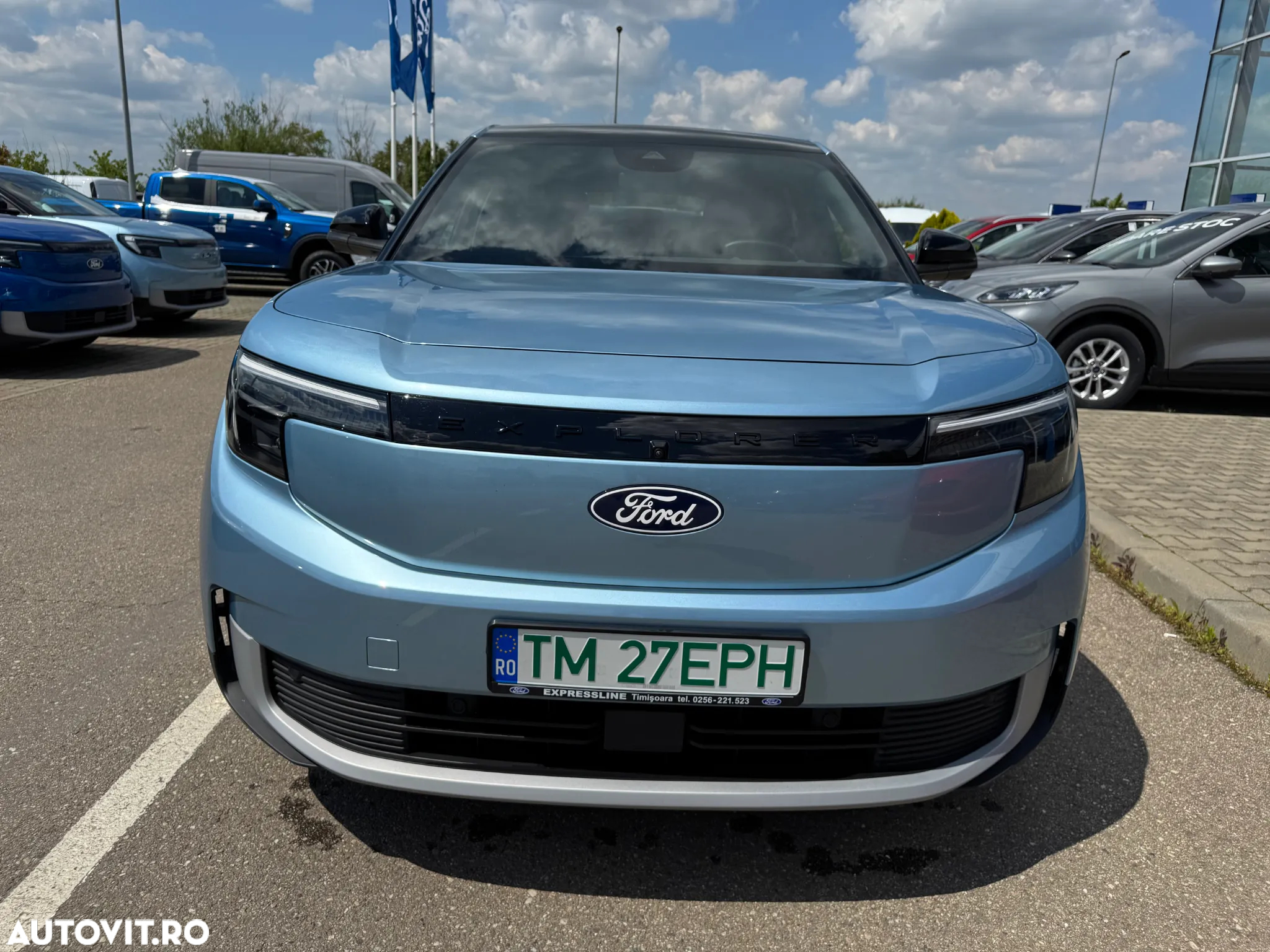 Ford Explorer RWD 77 kWh Extended Range Premium - 2