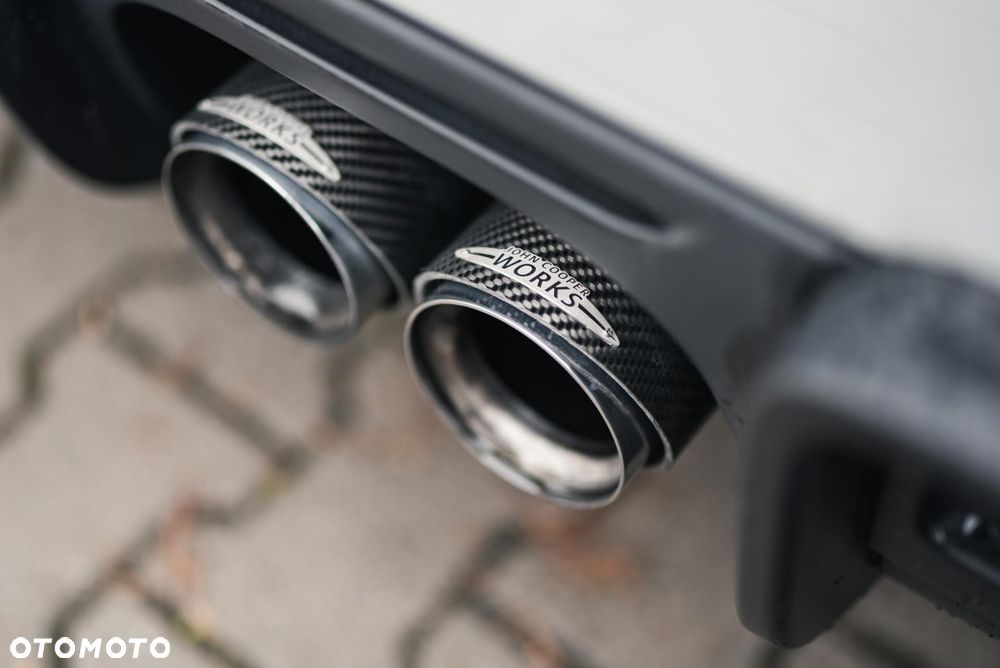 MINI John Cooper Works - 40