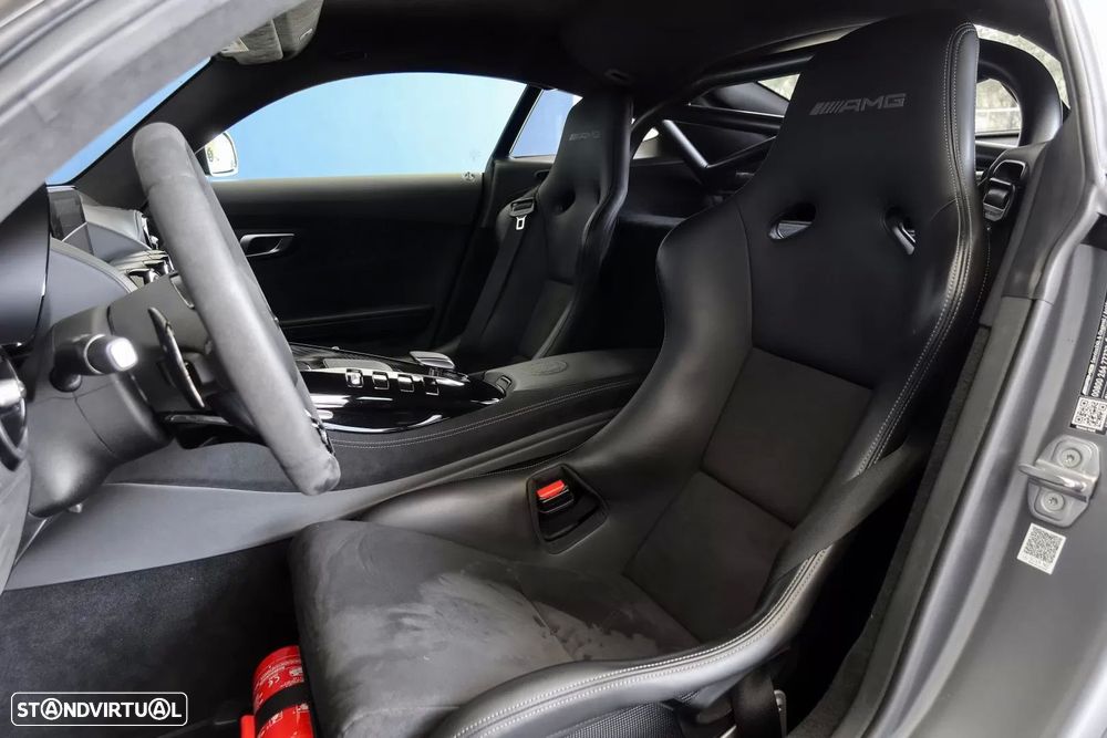 Mercedes-Benz AMG GT R - 7