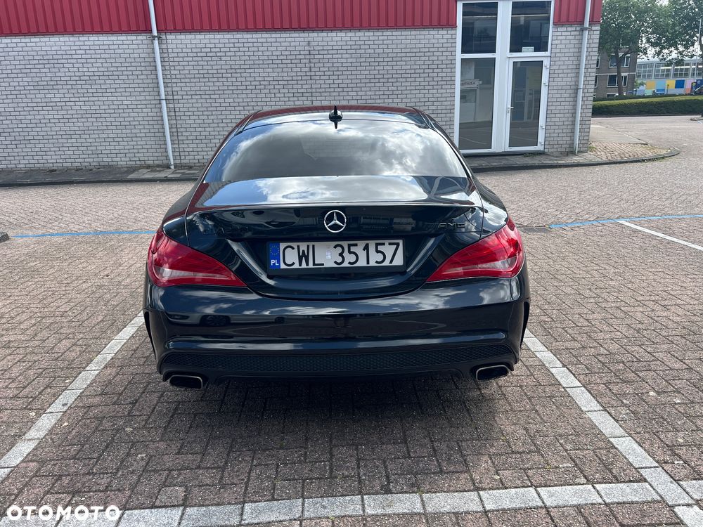 Mercedes-Benz CLA 200 7G-DCT - 2