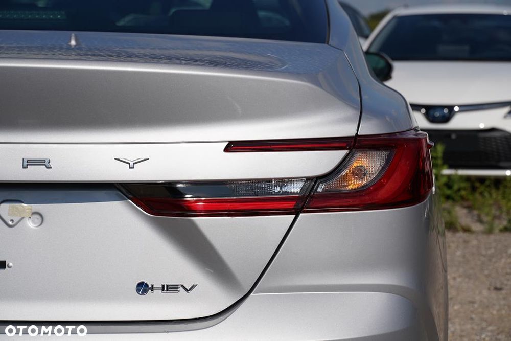Toyota Camry 2.5 Hybrid Dynamic Force Comfort e-CVT - 28