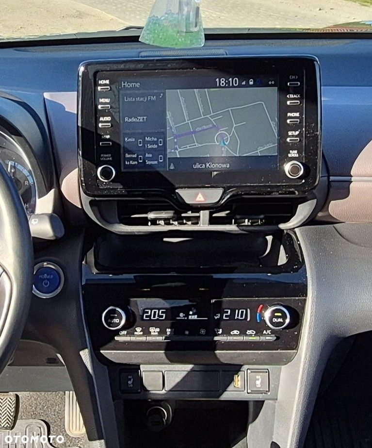Toyota Yaris Cross Hybrid 1.5 Executive - 21