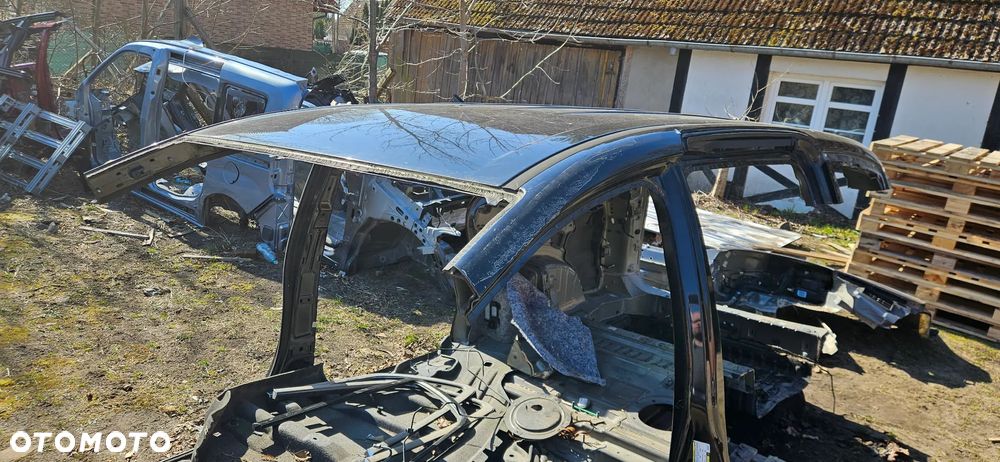 Chrysler Pacifica 2016- Ćwiartka tył  Błotnik tył z progiem prawy lewy Pas tylny Dach 8 osób KOLOR PXR Czarny - 8
