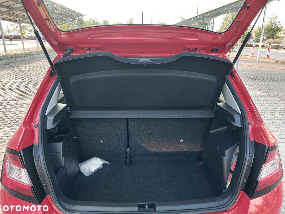 Skoda Fabia 1.0 Ambition - 17